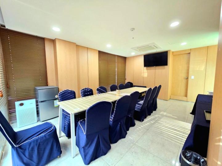 Hotel Thesoom Forest Yongin Bagian luar foto
