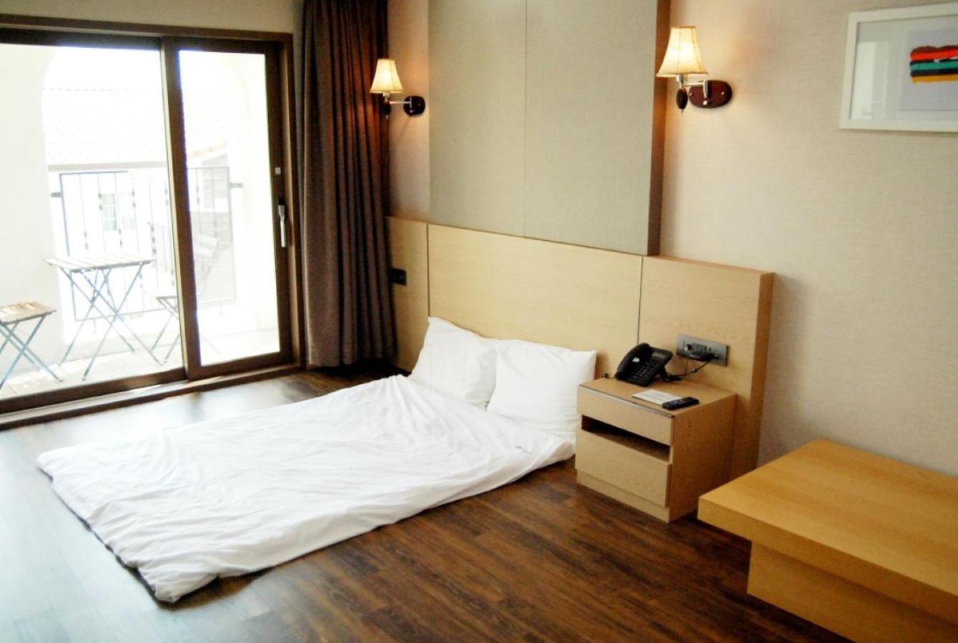 Hotel Thesoom Forest Yongin Bagian luar foto
