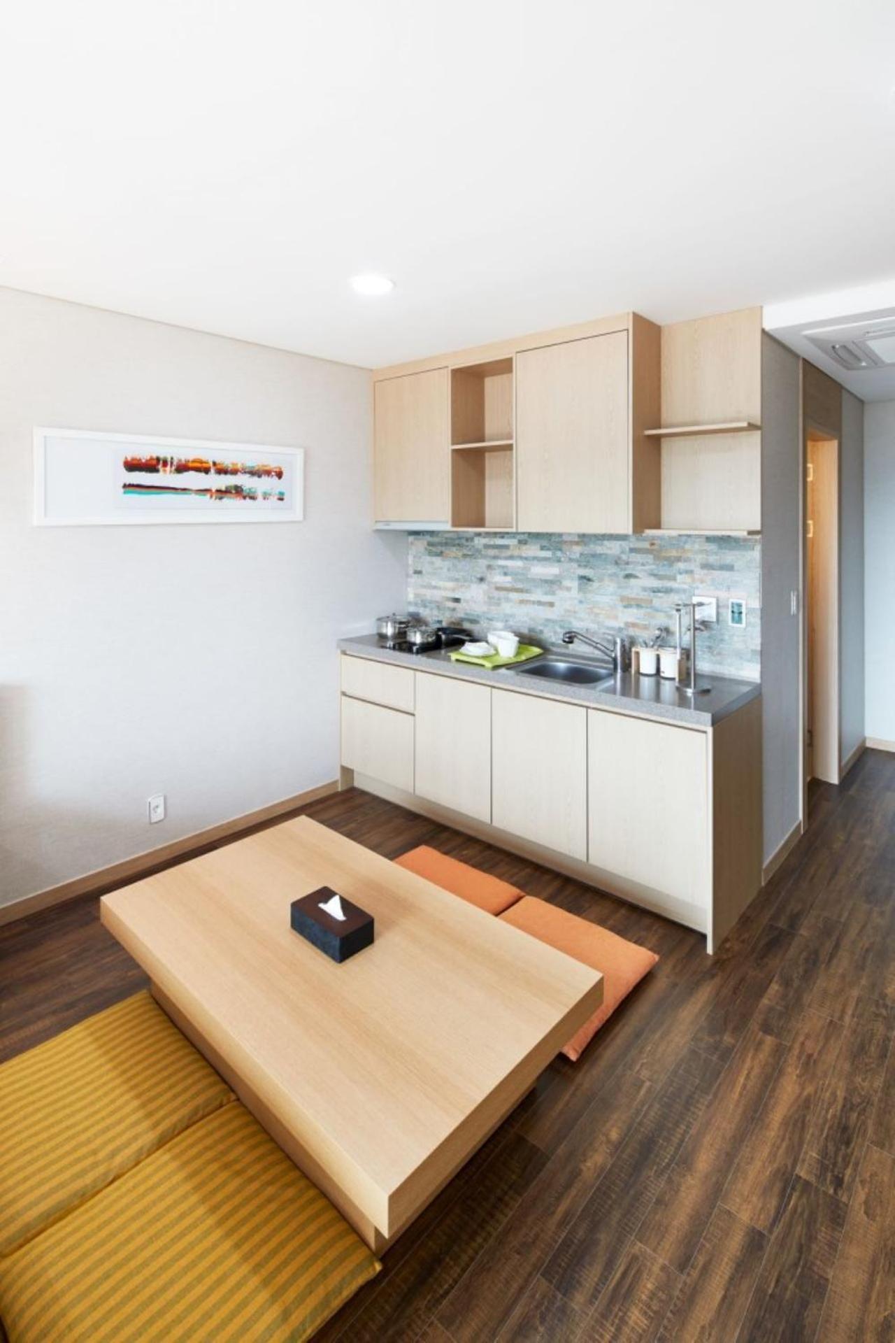 Hotel Thesoom Forest Yongin Bagian luar foto