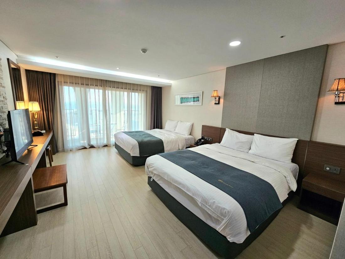 Hotel Thesoom Forest Yongin Bagian luar foto