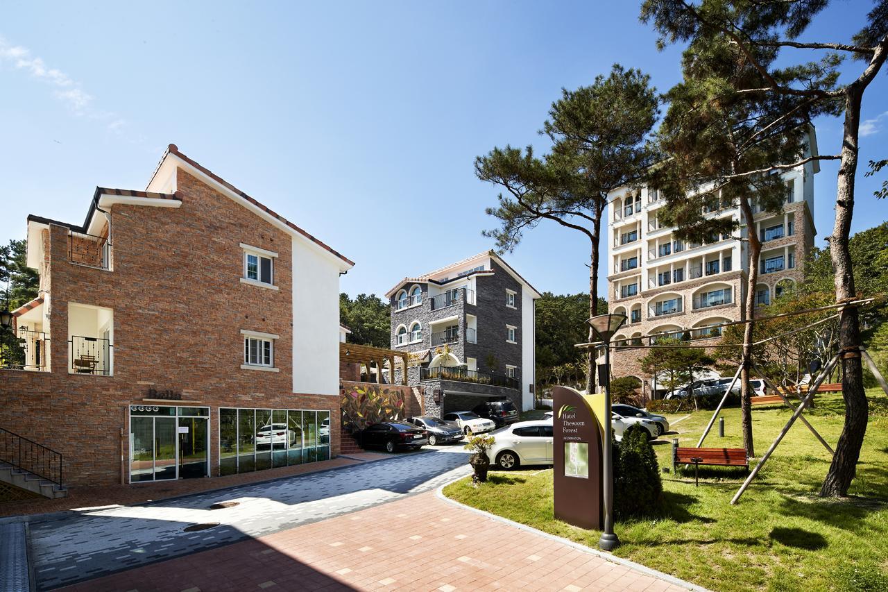 Hotel Thesoom Forest Yongin Bagian luar foto