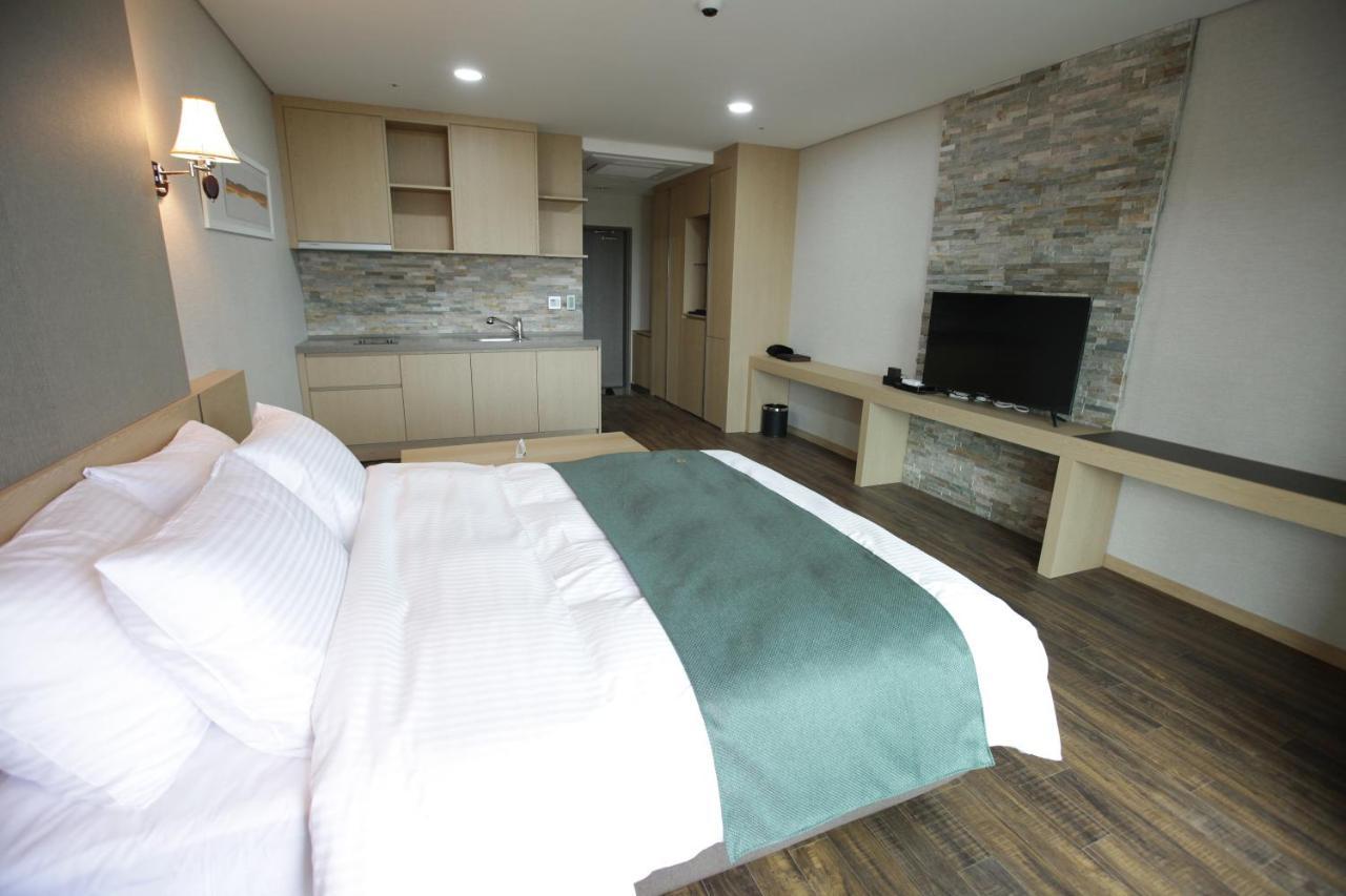 Hotel Thesoom Forest Yongin Bagian luar foto